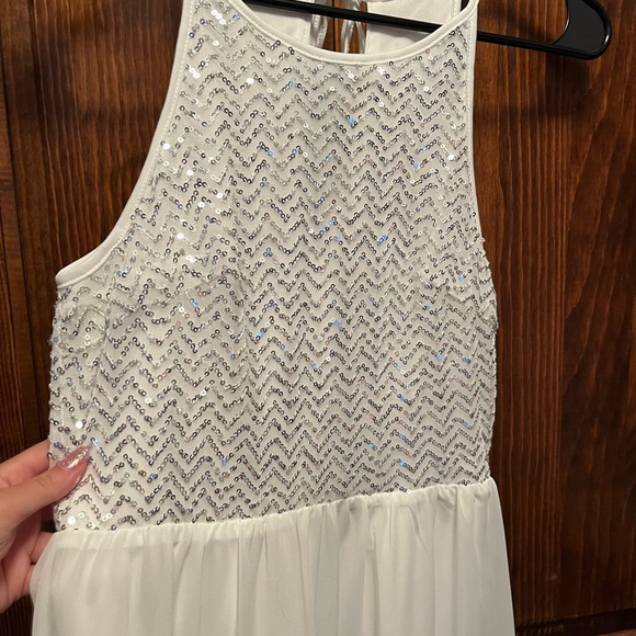 White and silver sequin dress from Lulus - Picture 4 of 9